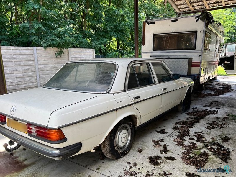 1980' Mercedes-Benz W123 photo #3