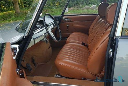 1968' Citroen DS photo #4