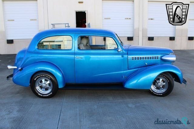 1938' Chevrolet Master Deluxe photo #4