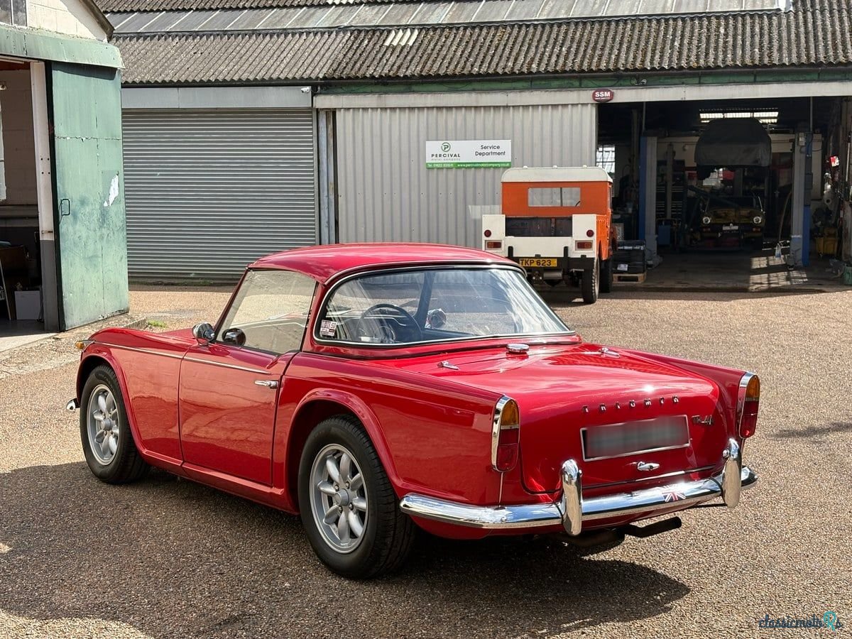 1966' Triumph TR4 photo #6