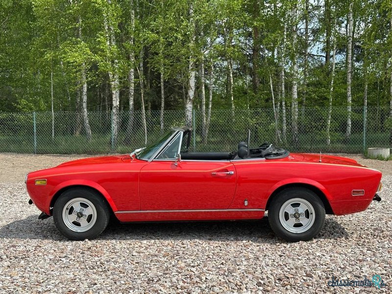 1978' Fiat 124 Spider photo #2