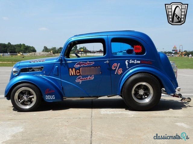 1948' Ford Anglia photo #4