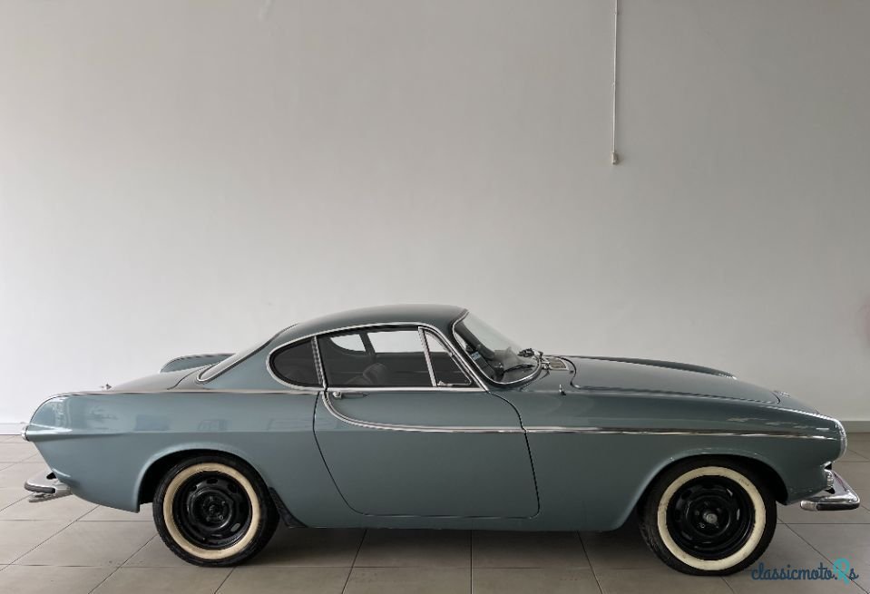 1965' Volvo P1800 photo #3