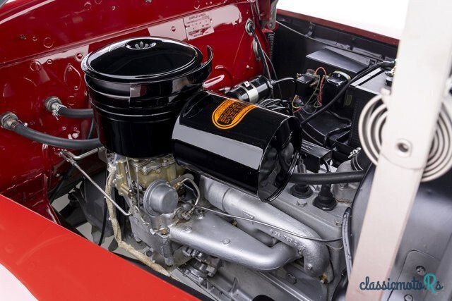 1947' Chrysler Town & Country photo #5