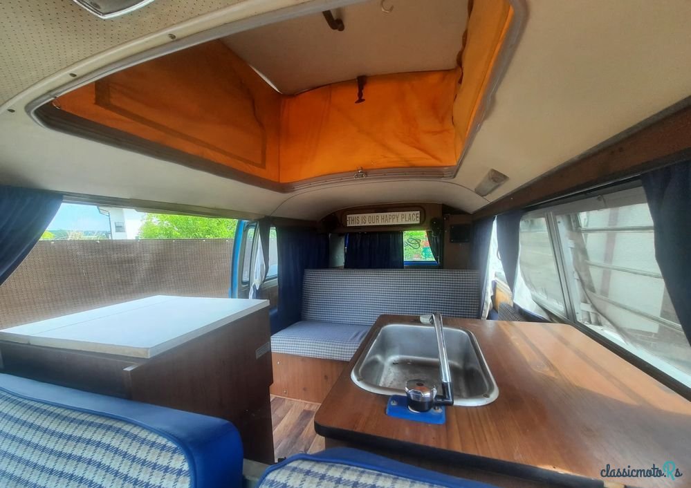 1972' Volkswagen Transporter photo #5