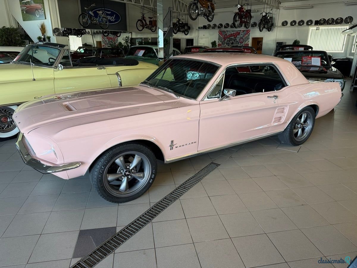 1967' Ford Mustang photo #2