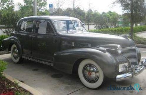 1940' Cadillac Fleetwood photo #2