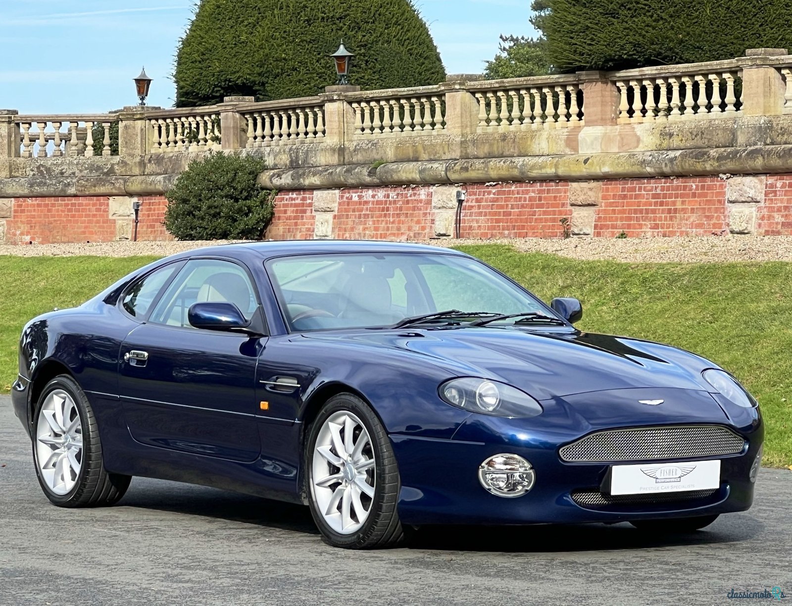 2002' Aston Martin DB7 photo #2
