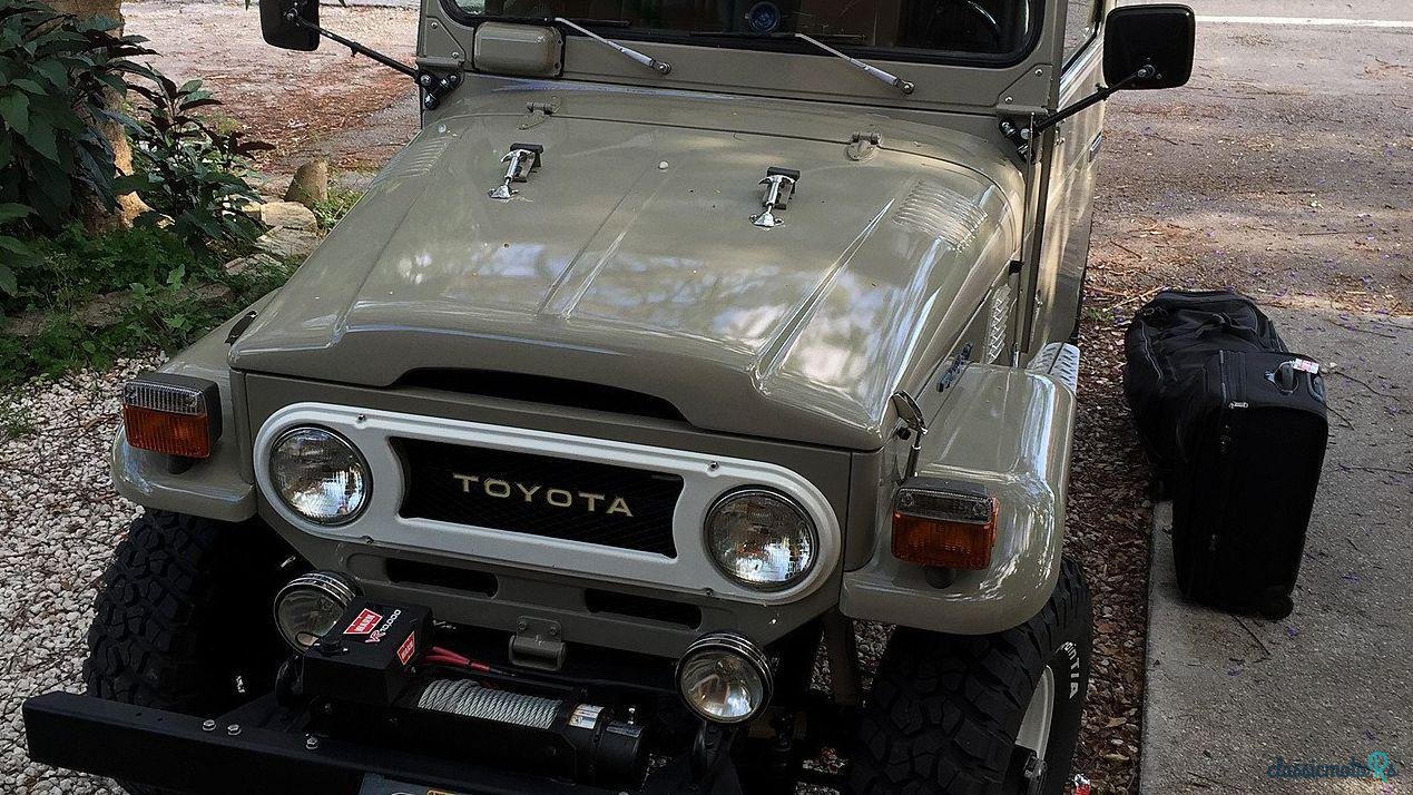 1977' Toyota Land Cruiser photo #1