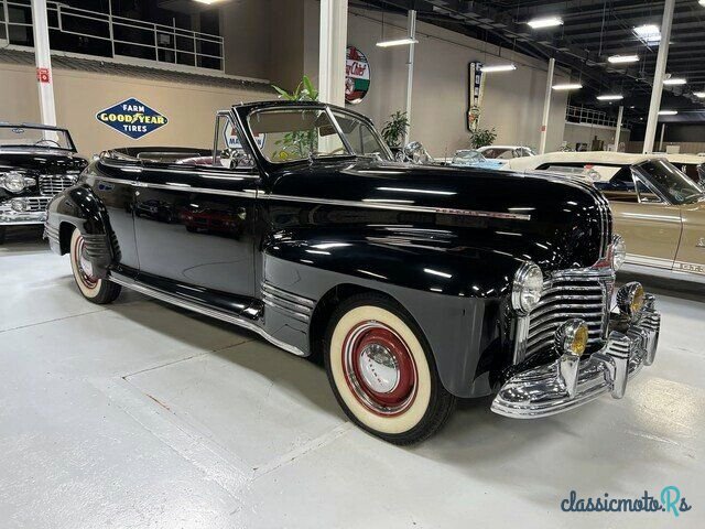 1941' Pontiac Deluxe photo #1