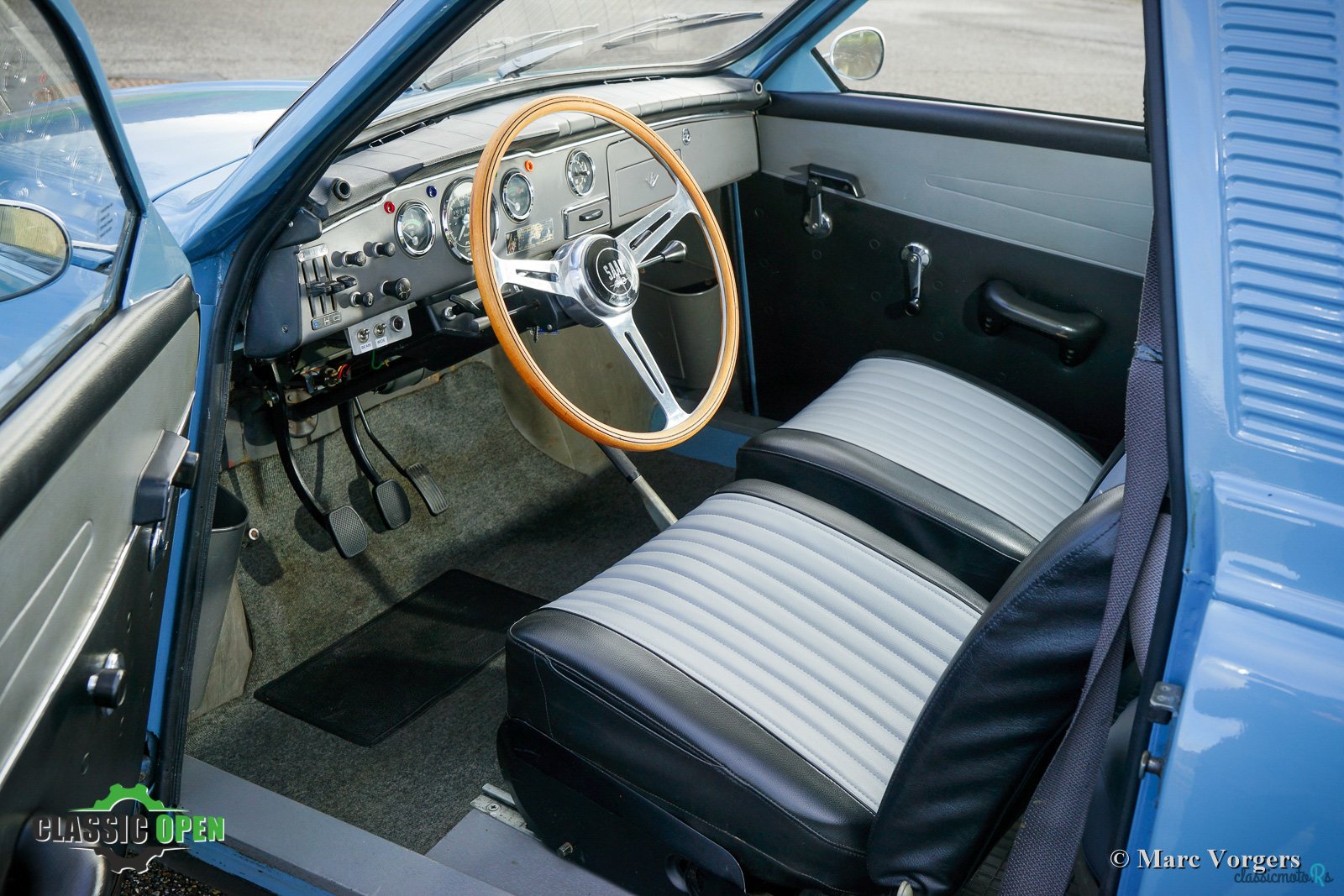 1968' Saab 95 Long-Nose photo #3