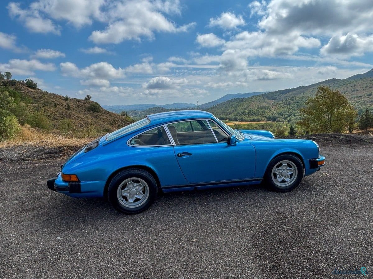 1976' Porsche 911 photo #1