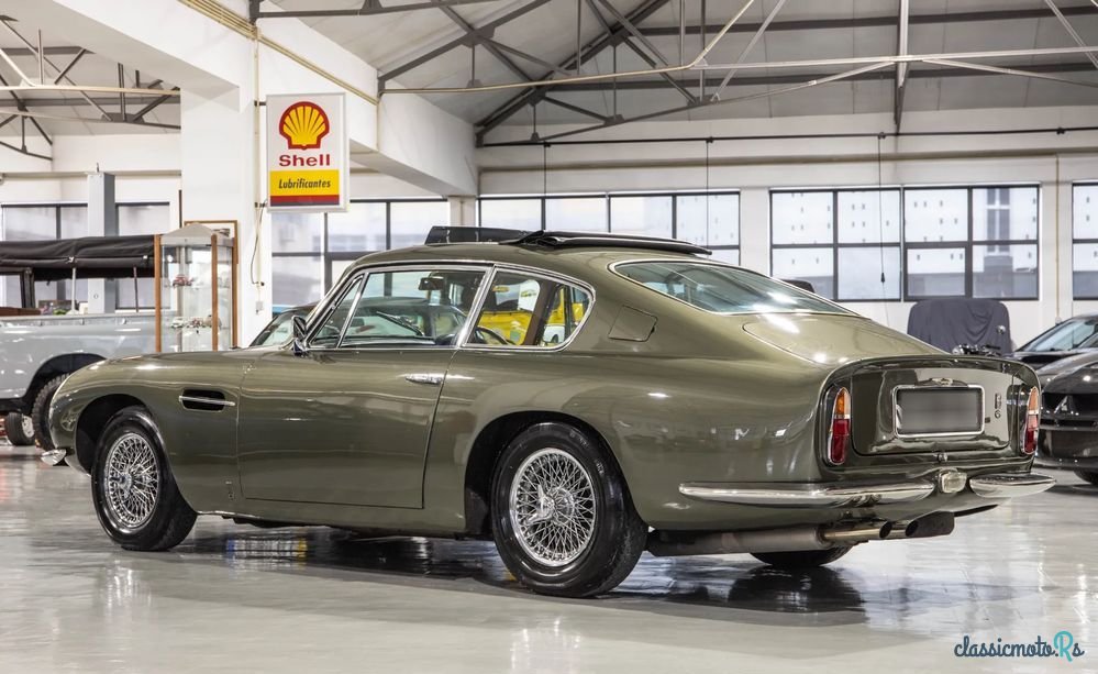 1968' Aston Martin DB6 Coupé photo #3