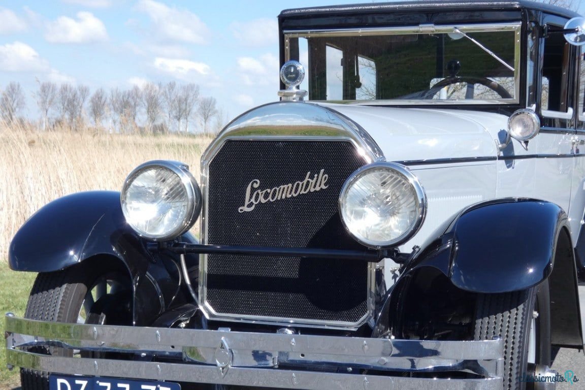 1927' Locomobile 8-80 Sedan photo #3
