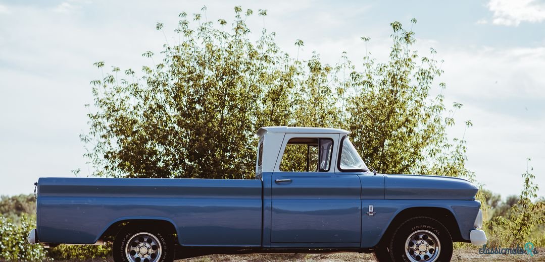 1963' Chevrolet Apache photo #2