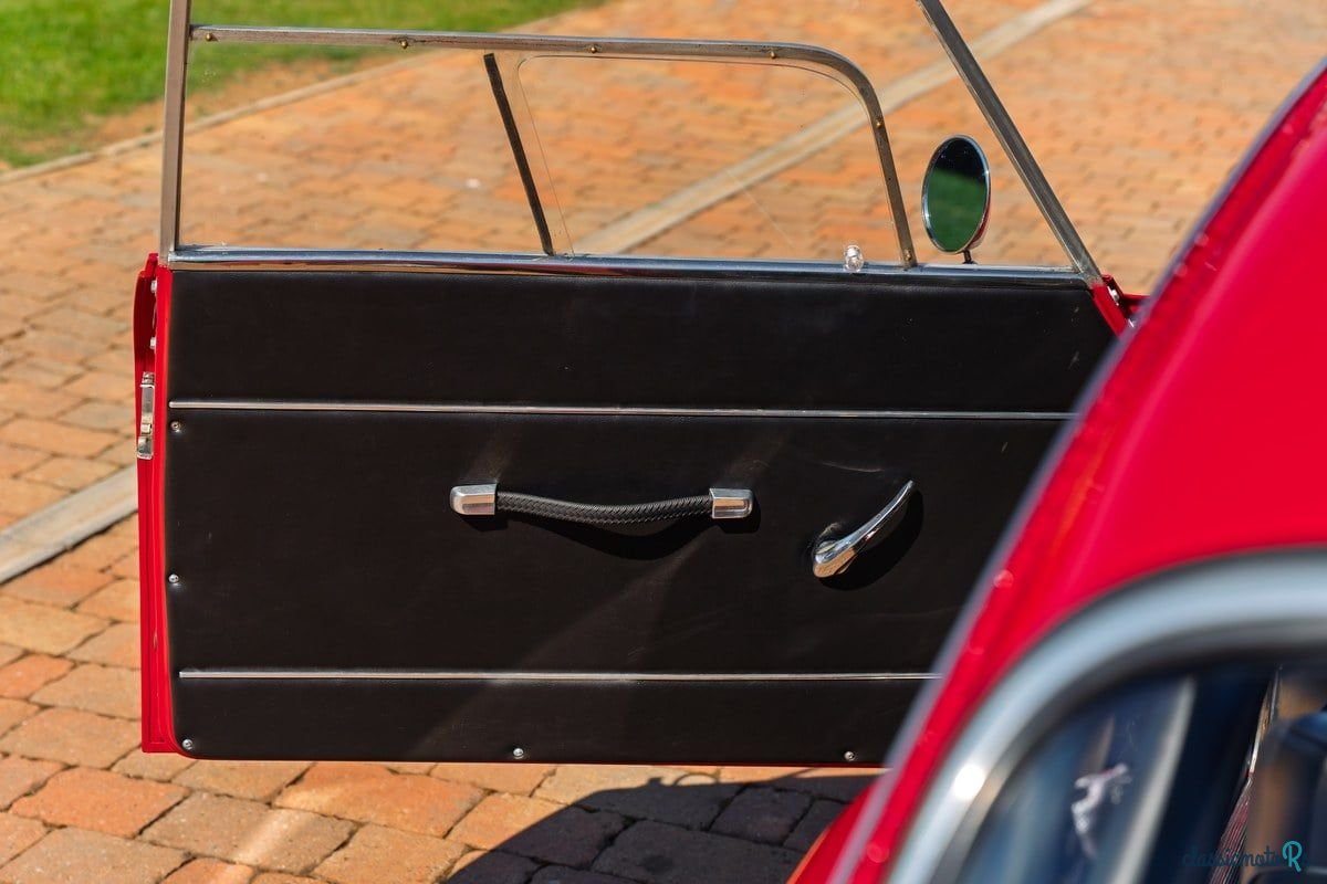 1969' Alfa Romeo Giulia photo #5