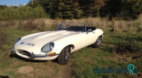 1967' Jaguar E Type Roadster photo #6