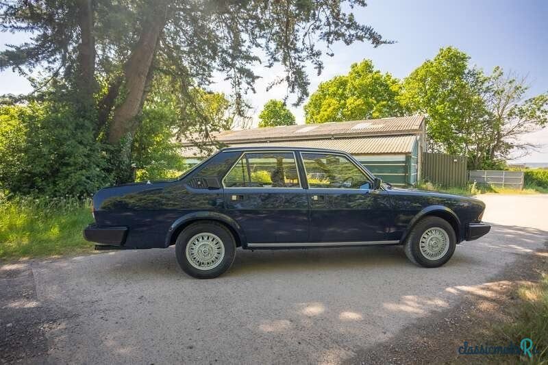 1984' Alfa Romeo 6 photo #2