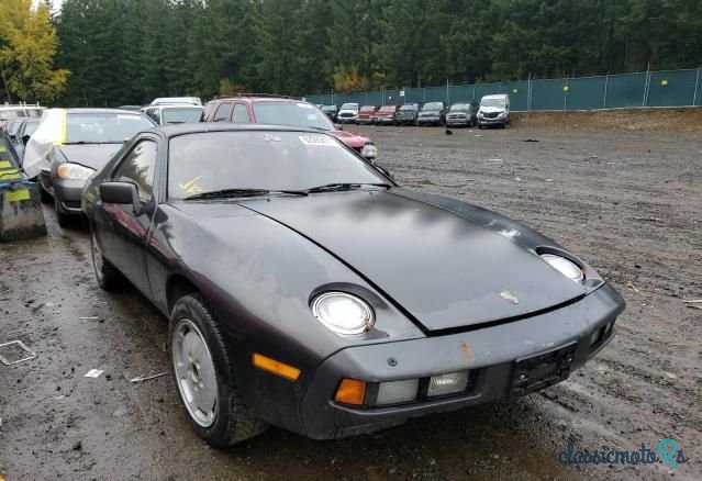 1980' Porsche 928 photo #1