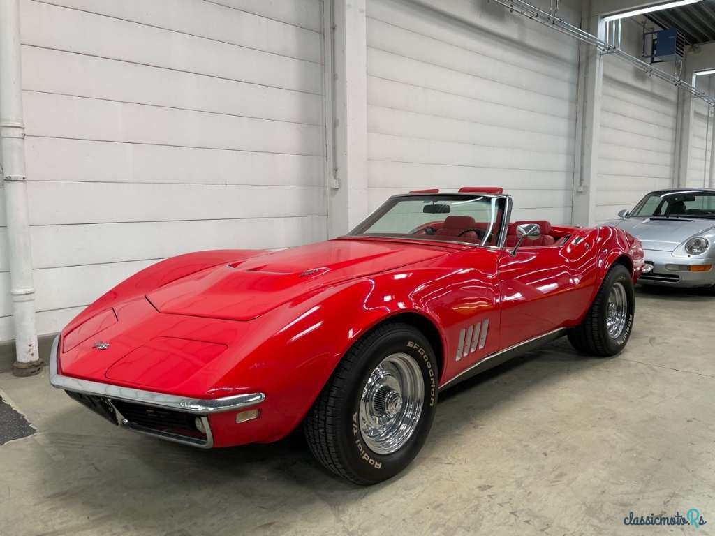 1968' Chevrolet Corvette photo #2