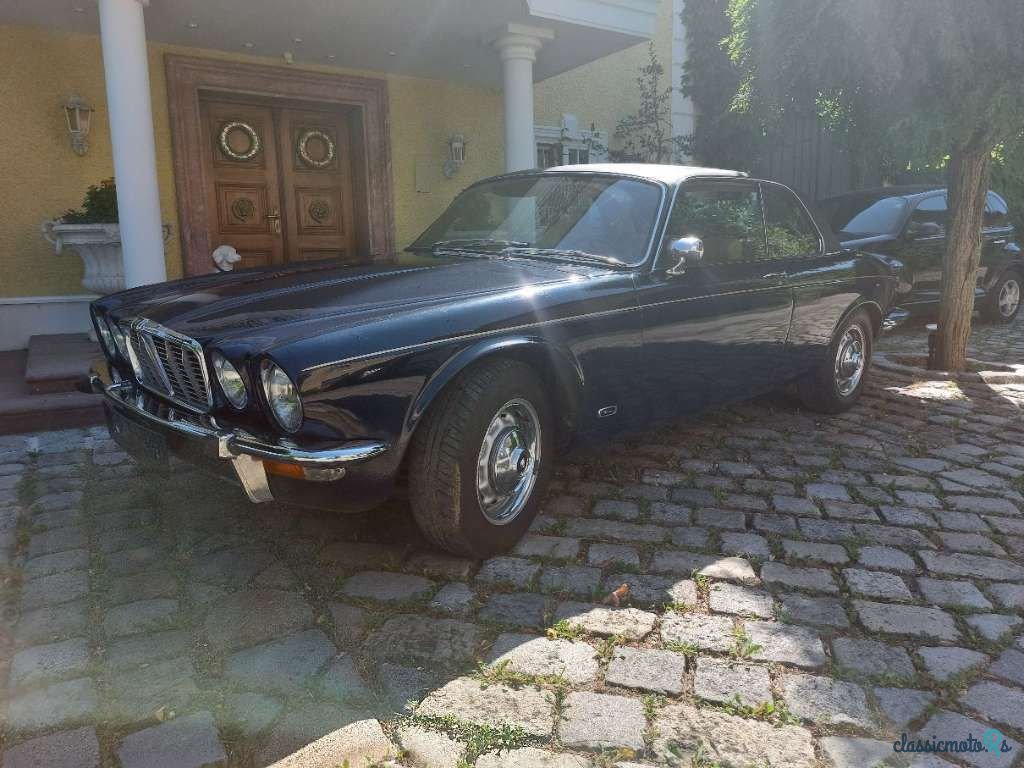 1976' Jaguar XJ photo #1