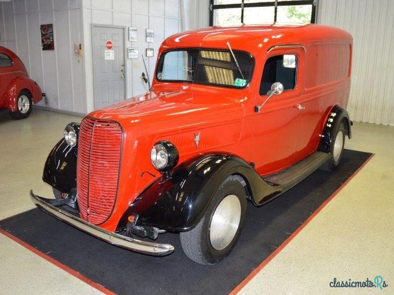 1937' Ford Sedan Delivery photo #2