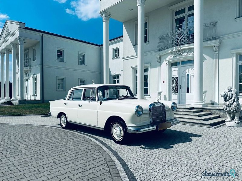 1964' Mercedes-Benz W110 photo #4