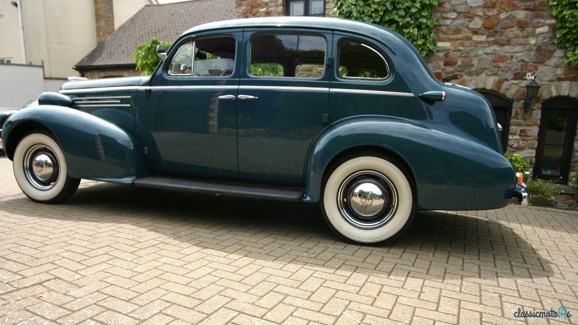 1937' Oldsmobile F Series photo #4