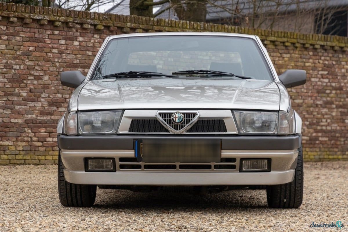 1988' Alfa Romeo 75 photo #5