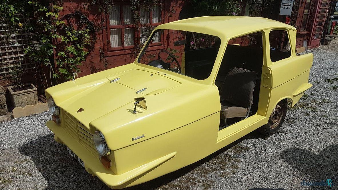 1965' Reliant Regal 325 photo #5