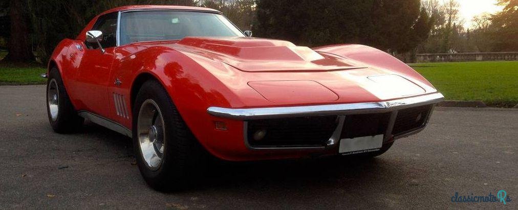 1969' Chevrolet Corvette photo #2