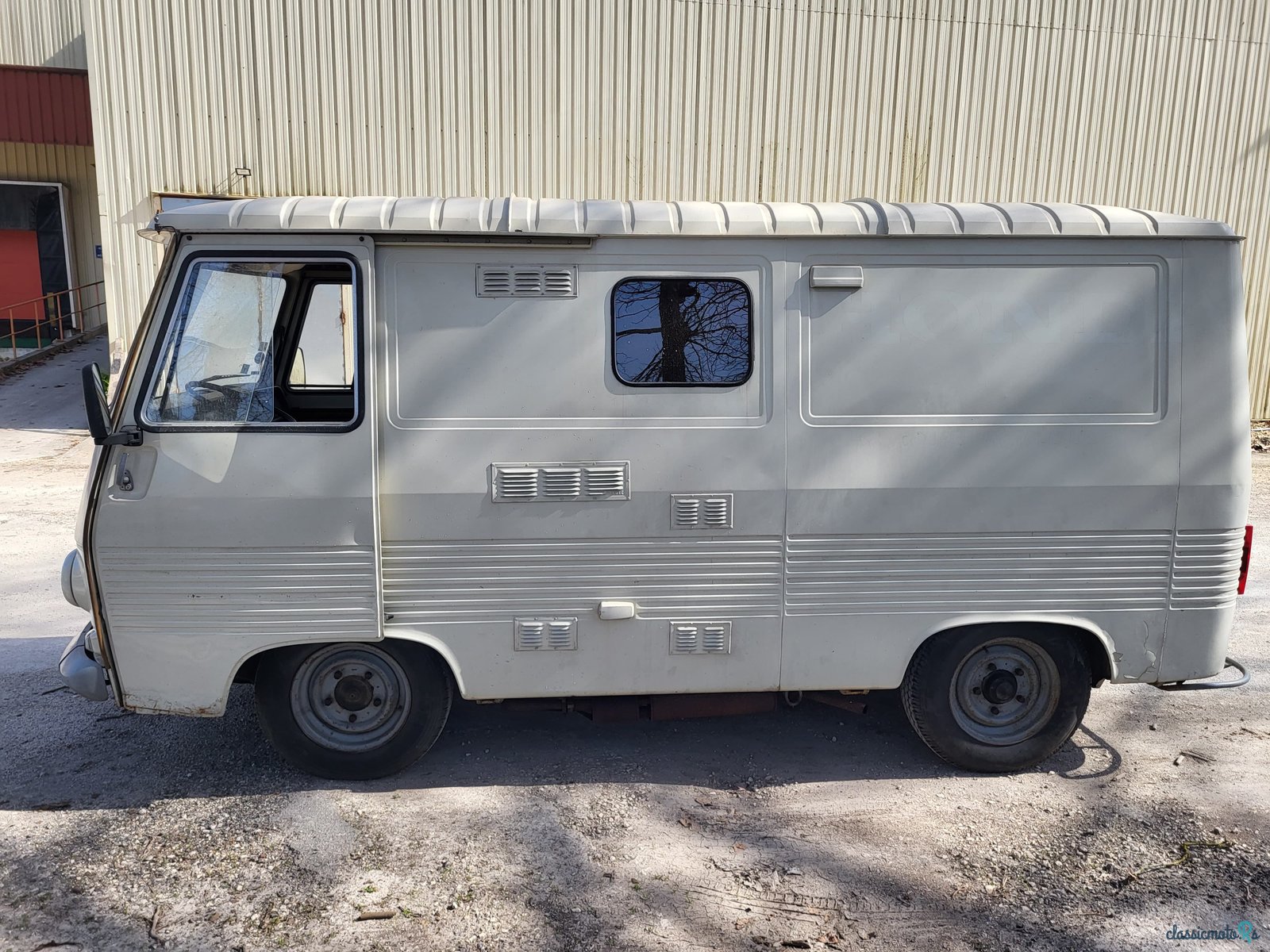 1979' Peugeot J7 photo #2