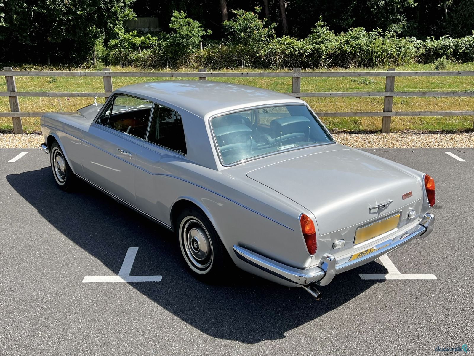 1975' Rolls-Royce Corniche photo #4