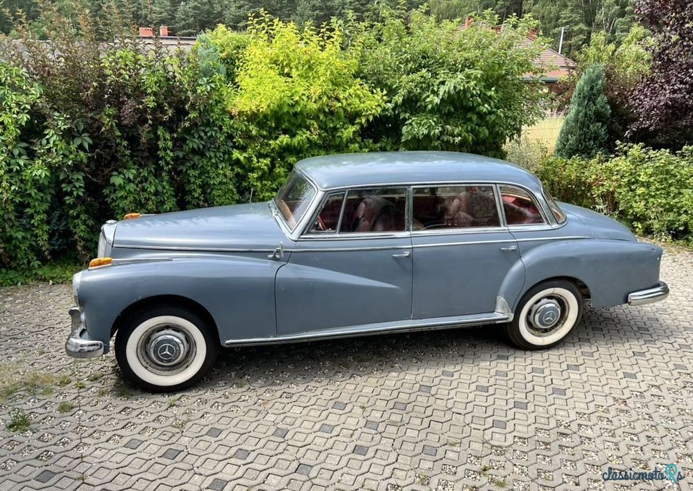 1958' Mercedes-Benz 300D Adenauer photo #2