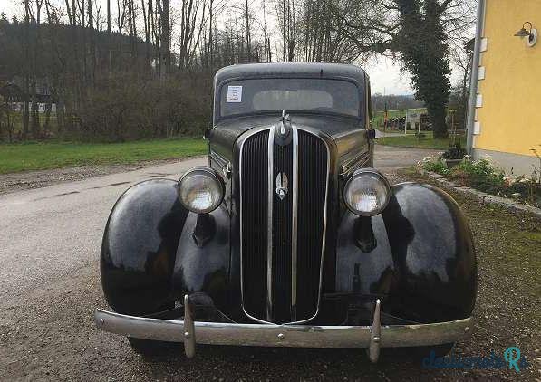 1936' Chrysler Plymouth photo #2