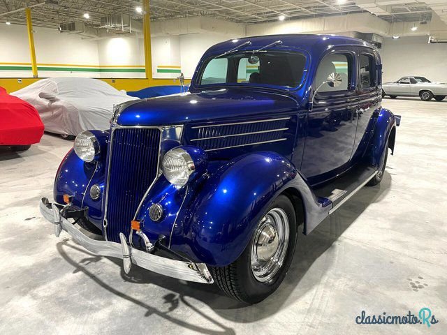 1936' Ford Deluxe photo #1