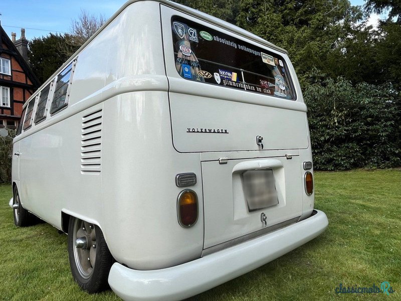 1967' Volkswagen Type 2 photo #2