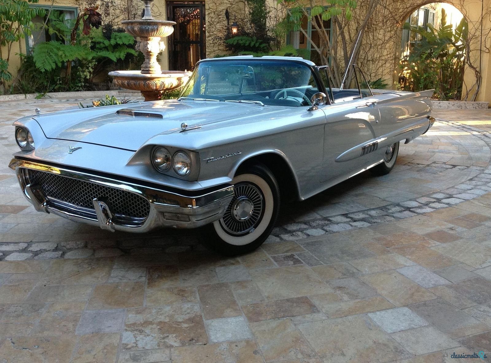 1958' Ford Thunderbird photo #4
