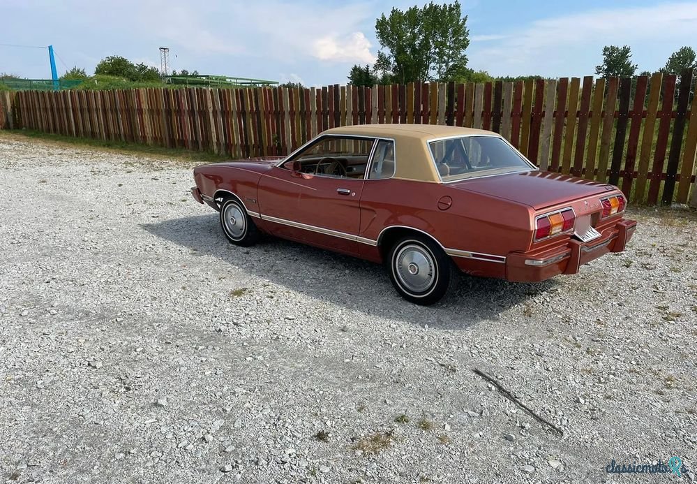 1975' Ford Mustang photo #3