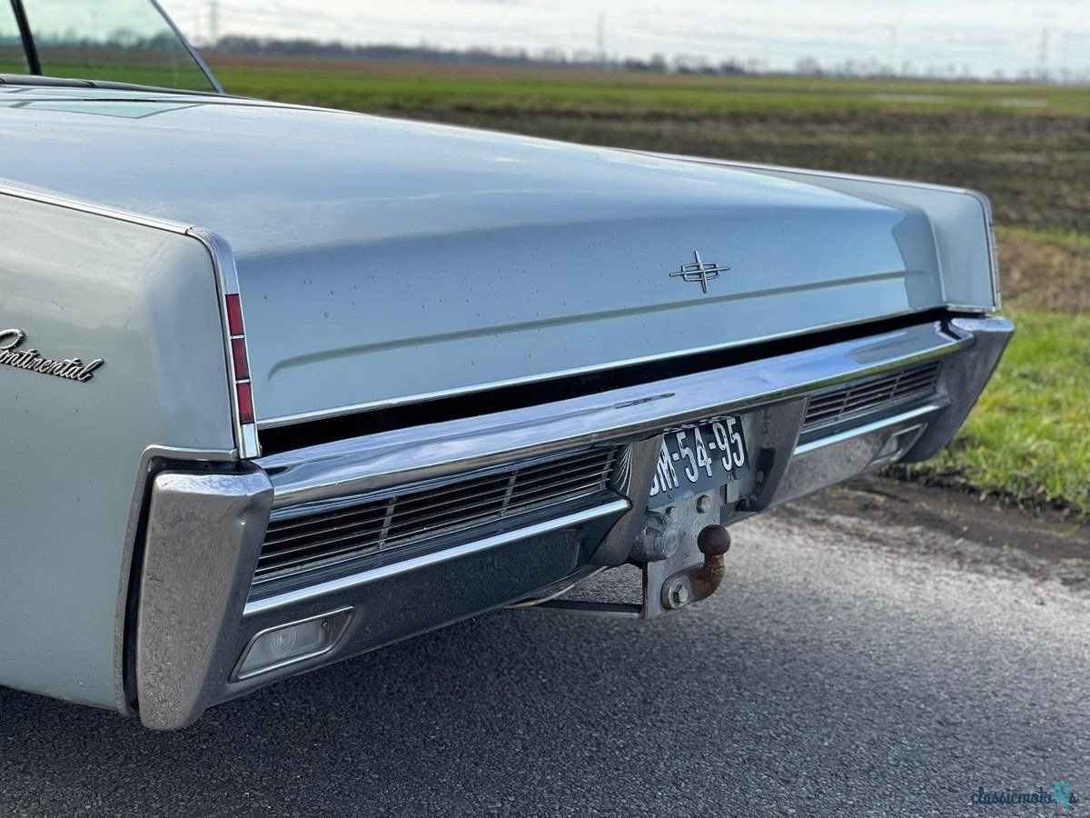 1966' Lincoln Continental photo #4