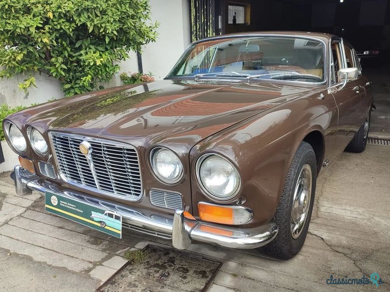 1972' Jaguar XJ photo #5