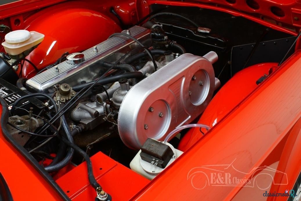 1970' Triumph TR6 photo #3