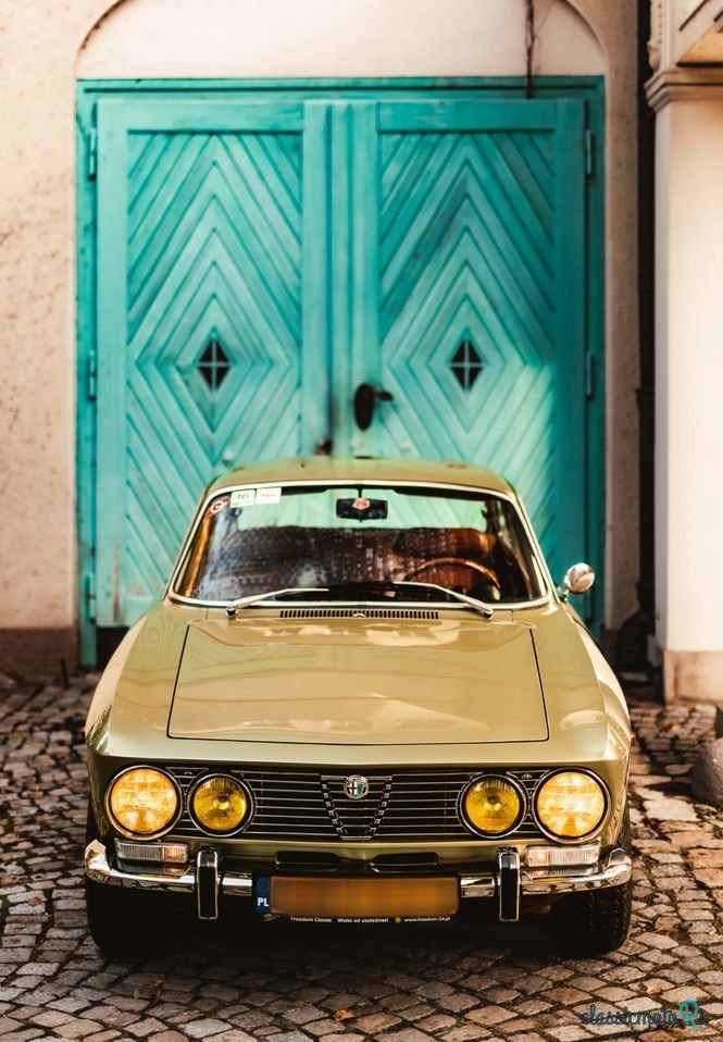 1971' Alfa Romeo GTV photo #3