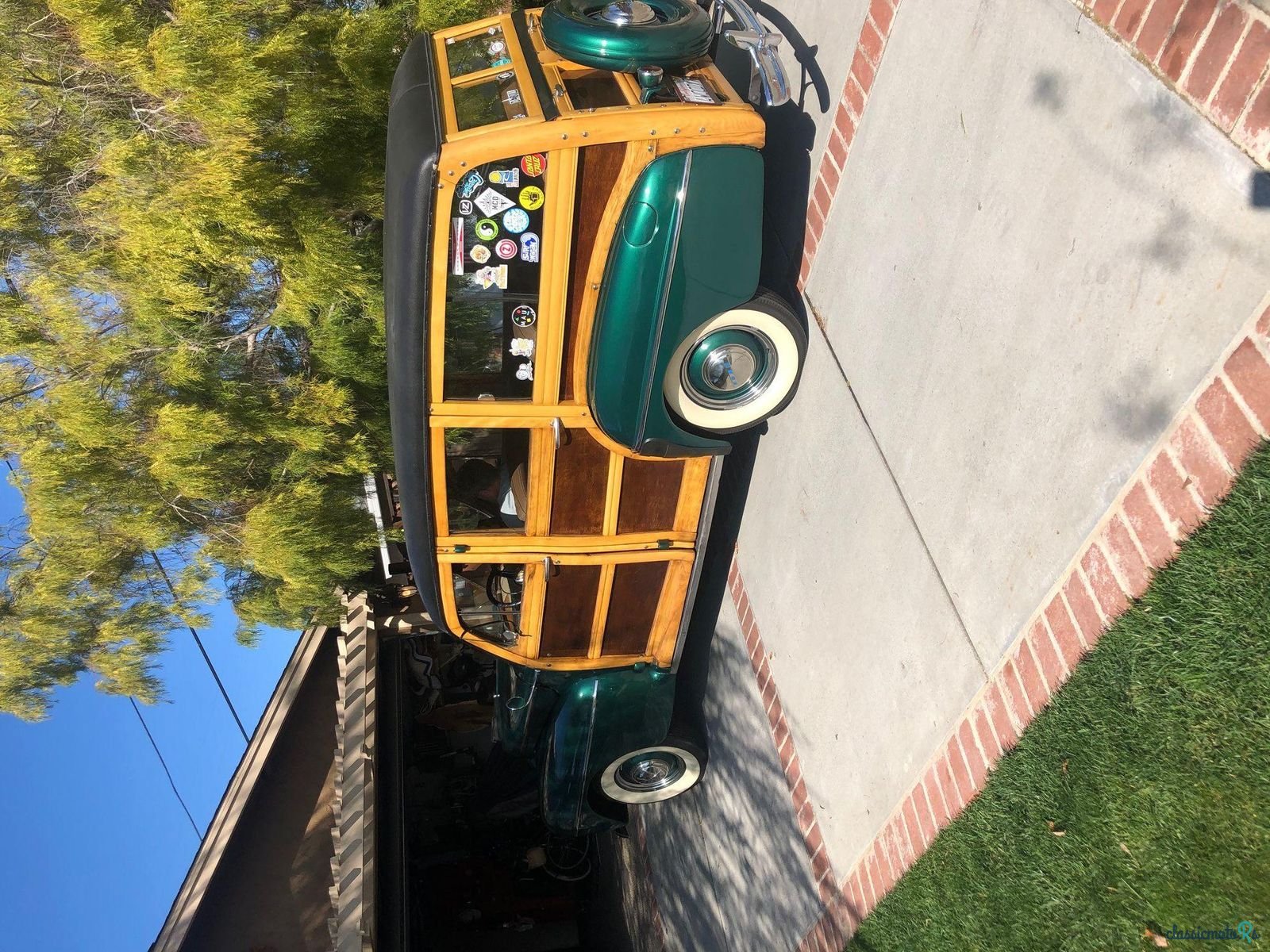 1947' Ford Deluxe photo #1