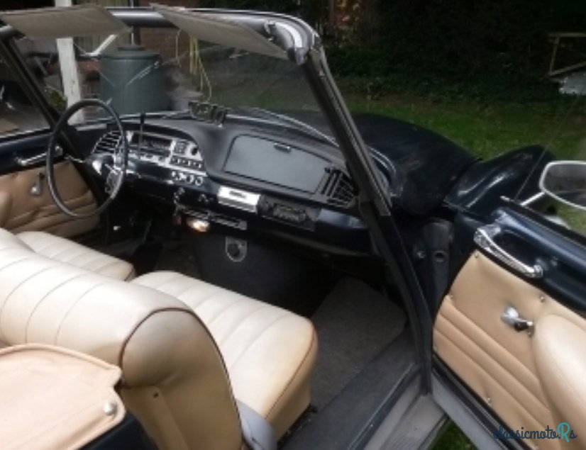 1964' Citroen DS 19 photo #4