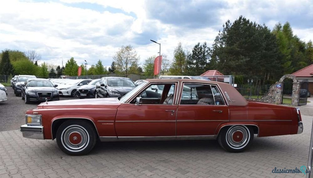1977' Cadillac Fleetwood photo #4