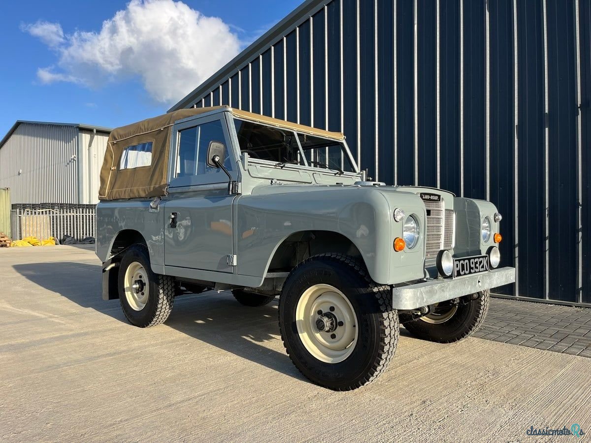 1972' Land Rover Series III photo #1