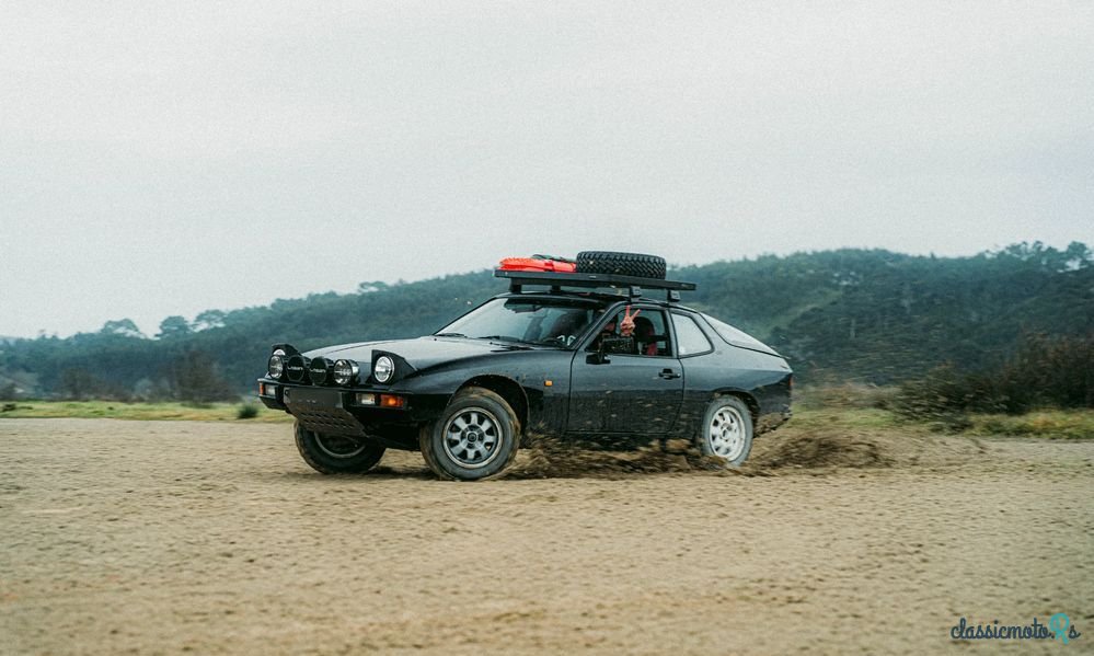1982' Porsche 924 photo #1