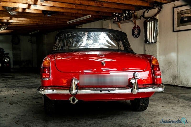 1967' MG MGB photo #6