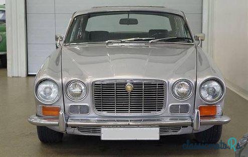 1973' Jaguar XJ6 4,2 Liter Series 1 photo #2